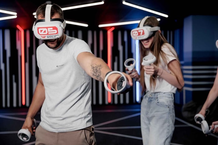Praga: experiencia única en una sala de realidad virtual con total libertad de movimiento