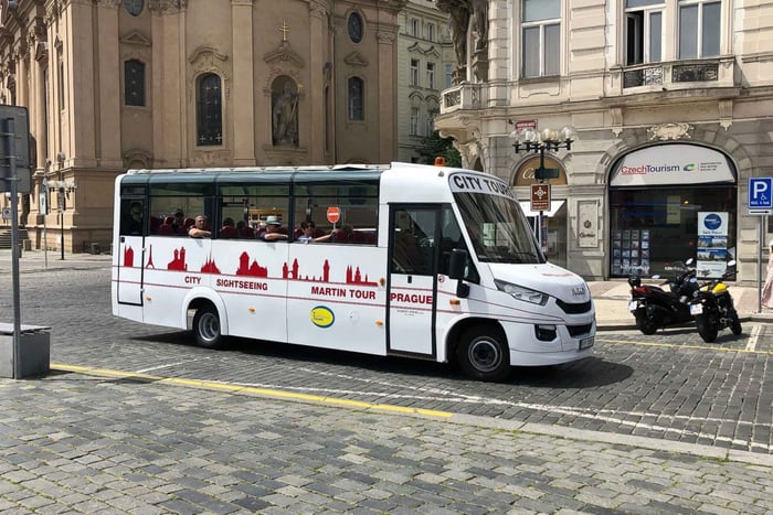 Praga: Tour en autobús por el centro histórico con las principales atracciones turísticas