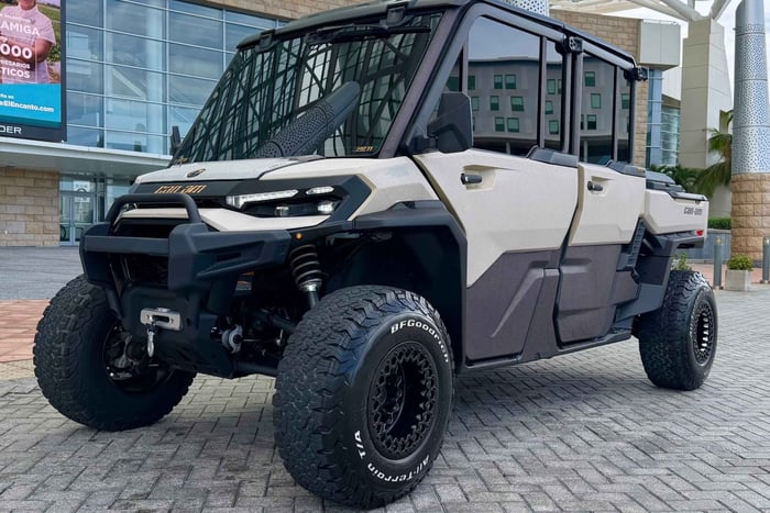 San Juan: alquiler de 12 horas de un UTV nuevo