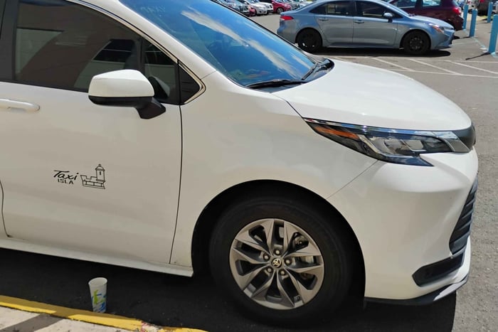 TAXI CAB FROM THE SAN JUAN AIRPORT TO CEIBA FERRY TERMINAL