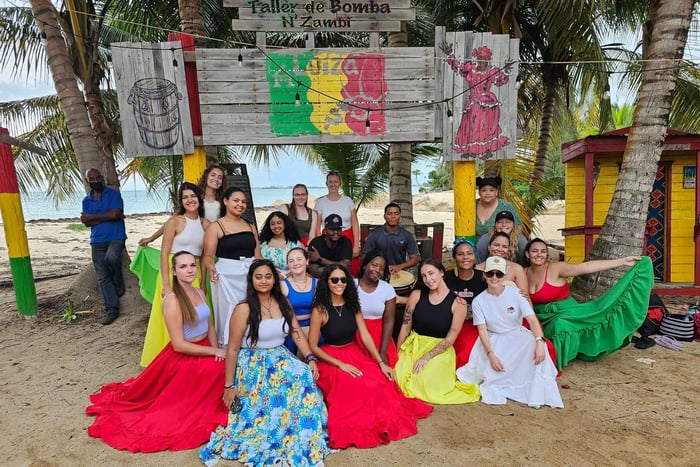 'Unique' Loiza: Cultue, Art & Bomba Dance Class on The Beach