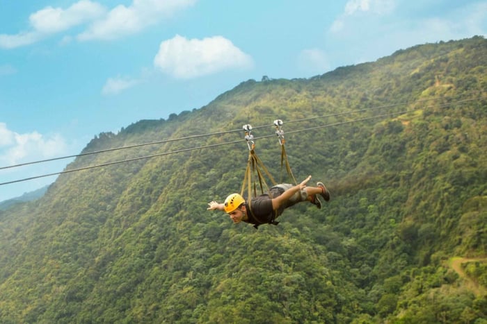 Die Beast Zipline im Toro Verde Adventure Park
