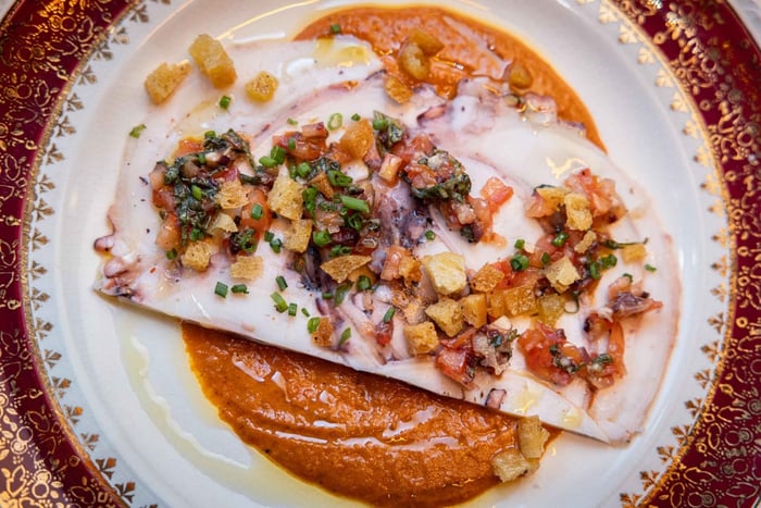 Gourmet mystery dinner in the St-Roch district - Flavors of the world