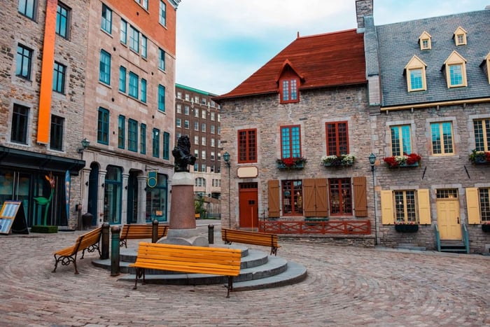 Private Day Trip from Montreal to Quebec & Cable Car Ride