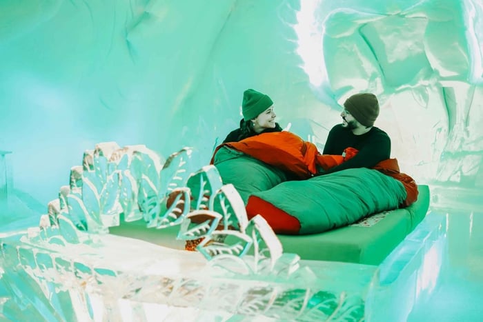 Квебек: Hôtel de Glace (ледяной отель) Ночевка
