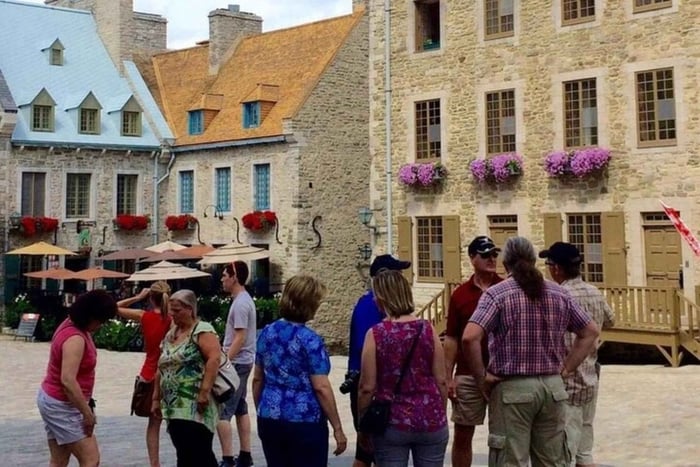 Quebec : Tour privato a piedi della città vecchia con una guida locale