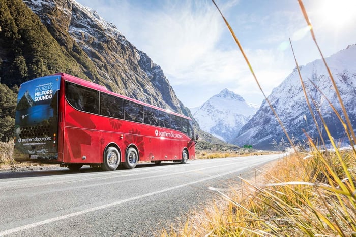 Vanuit Queenstown: Milford Sound dagtrip met luxe bus