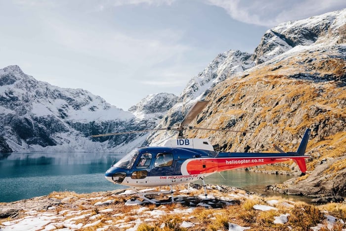 Milford Sound: 1,5-stündige Helikopter Tour mit zwei Landungen