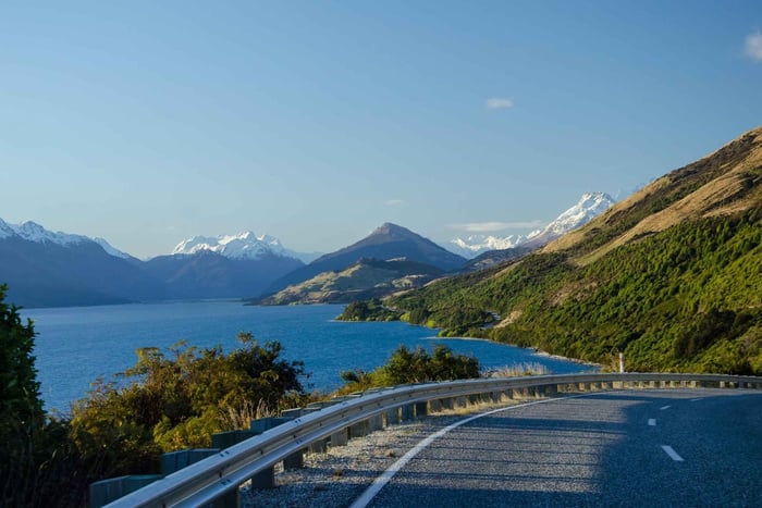 Tour de 1 día por Milford Sound con paseo en barco panorámico desde Queenstown