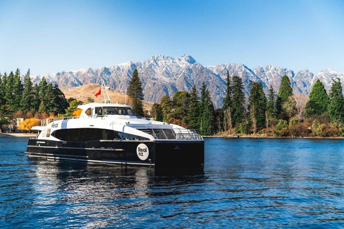 Queenstown: Rejs po jeziorze do farmy Walter Peak z bufetem BBQ
