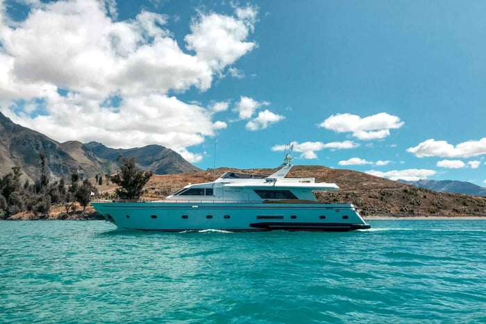 magnífico paseo en barco por el lago con desayuno