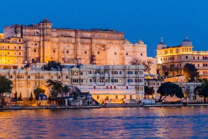 9-Day Golden Triangle & Udaipur Tour with Holi Celebration
