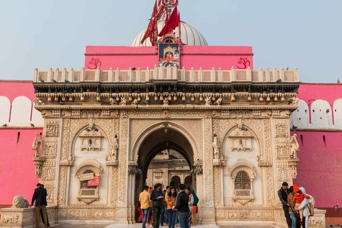 Desde Bikaner: Tour al Templo de las Ratas con traslado a Jodhpur