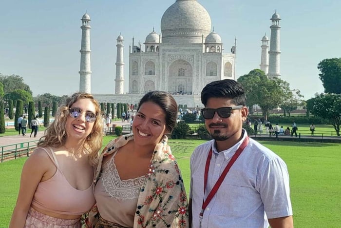 Depuis Jaipur : visite du Taj Mahal et du fort d'Agra et transfert à Delhi