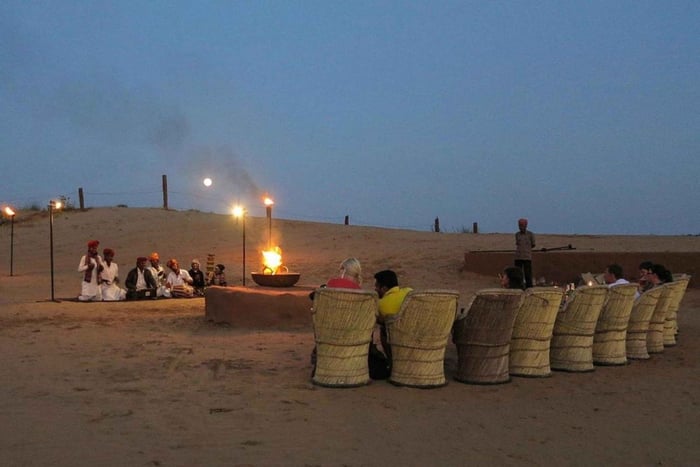 From Jodhpur: Overnight Camping with Camel Safari In Jodhpur