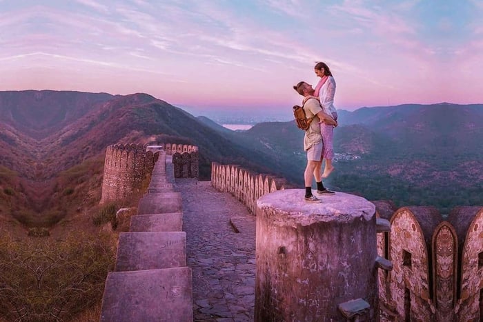 Jaipur: 2-Day Tour with Must-See Landmarks & Sunset Views
