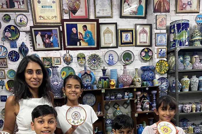 Expérience pratique de la poterie bleue de Jaipur