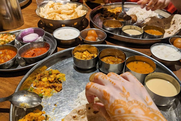 Jaipur: Markedstur, madlavningskursus og måltid med familie