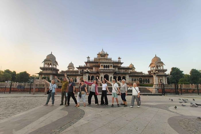 Jaipur: No Shopping, Full day Guided Tour with Heritage Walk
