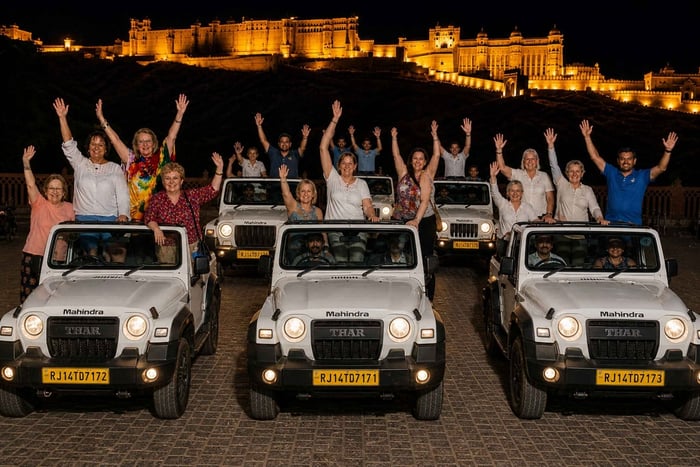 Jaipur: safari nocturno en jeep abierto para ver la ciudad rosa de noche