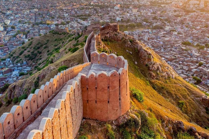 Jaipur: Private Sightseeing Day Tour By Car with Guide