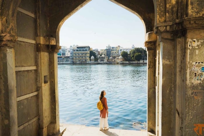 Udaipur: Sightseeingtur med tuk-tuk eller bil med förare