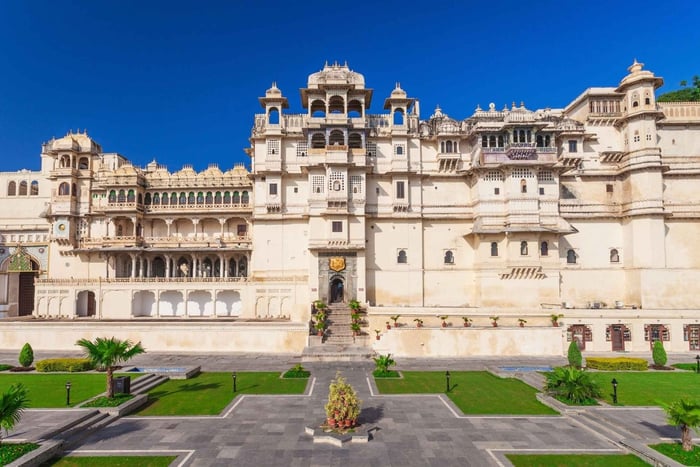 Udaipur Sightseeing Tour in einem privaten Auto