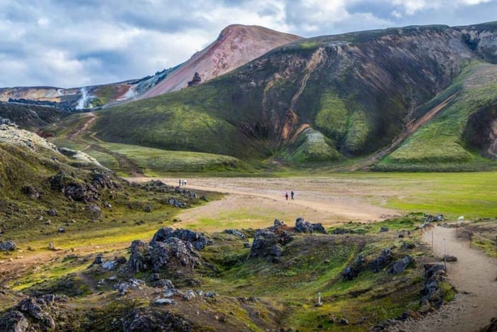 レイキャビクから：Landmannalaugar＆Háifoss滝ツアー
