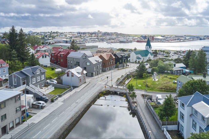 Hafnarfjörður: Private Walking Tour with Guide