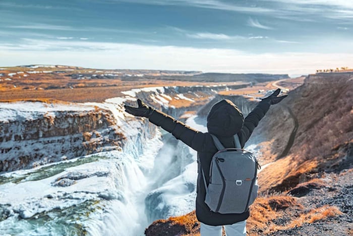 Reykjavik: Golden Circle & Waterfalls Tour in Chinese