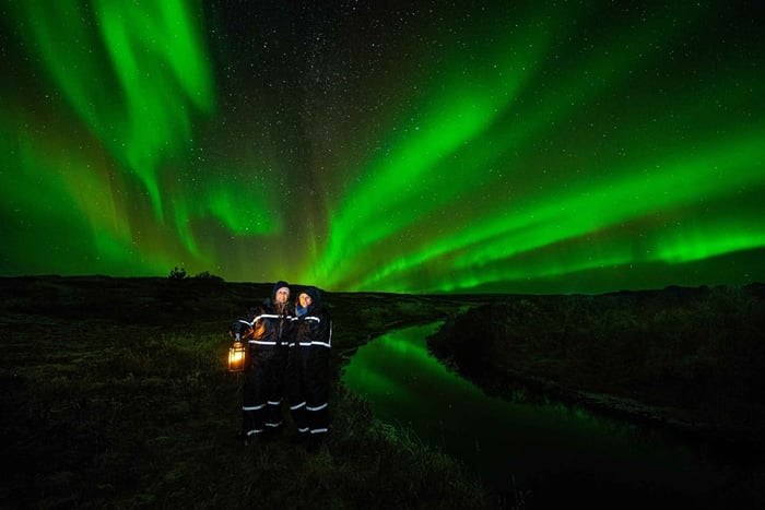 Reykjavik: Northern Lights Tour with Private Photographer