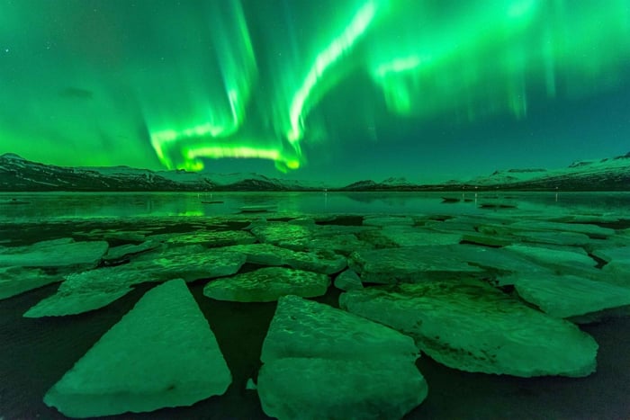 From Reykjavík: 5-Day Northern Lights Hunt & Glacier Lagoon