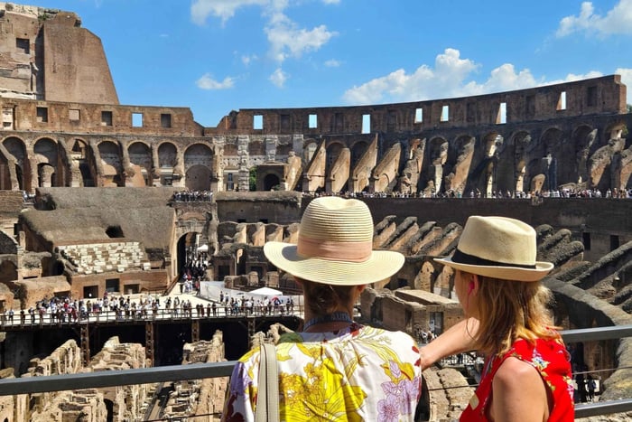 Colosseum Express met optionele rondleiding door het Forum Romanum