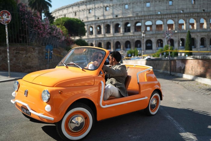 Roma: tour en Fiat 500 descapotable con sesión de fotos