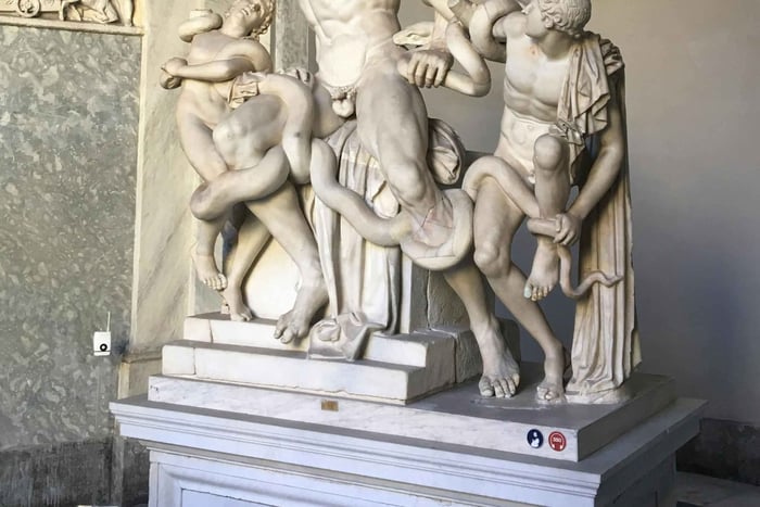 Musei Vaticani nascosti: tour privato delle aree ristrette