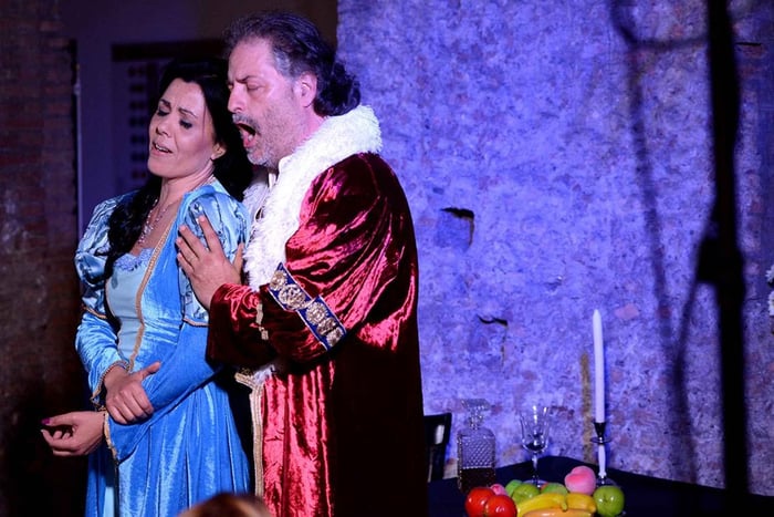 La Tosca Roomassa – Suosituimmat aariat – Opastettu kierros ja konsertti