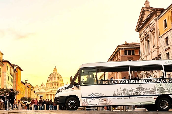 Roma: Tur med minibuss med åpent tak og inngang til Petersbasilikaen