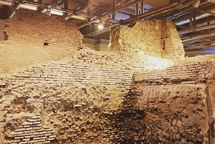 Rooma: Vatikaanin nekropoli ja Via Triumphalis -opastettu kierros