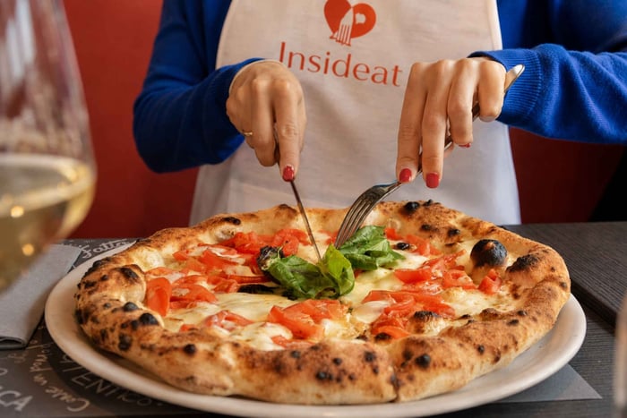 Rzym: Warsztaty przyrządzania pizzy neapolitańskiej w małej grupie z drinkiem Spritz