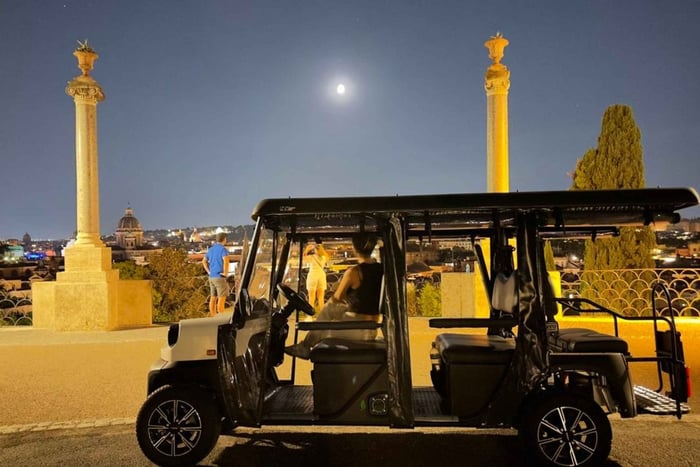 Roma: tour in golf cart al tramonto e di sera con transfer gratuito
