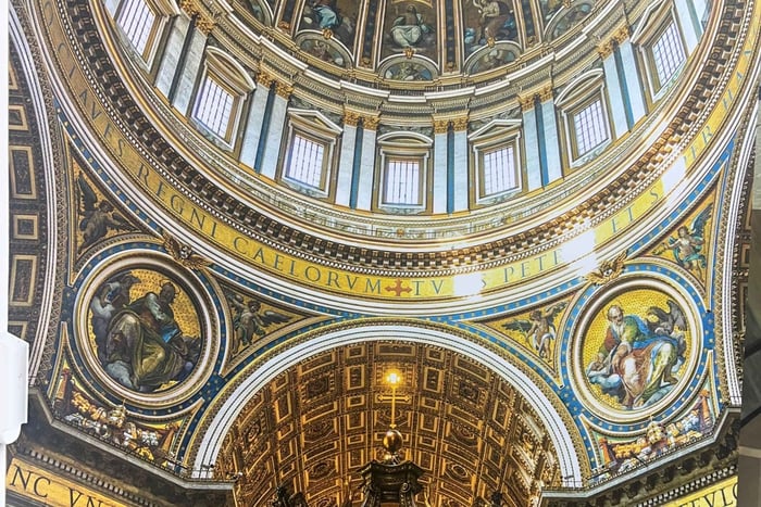 Vaticaanstad: Sint-Pietersbasiliek met geselecteerde optie