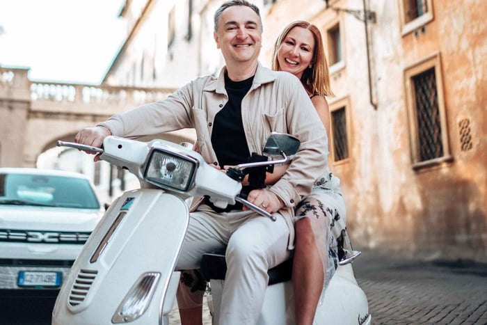 Vespa Guided Tour – Iconic Spots & Hidden Gems