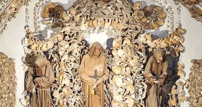 Opera: The Hall of the Capuchins - Art, Music and Mystery