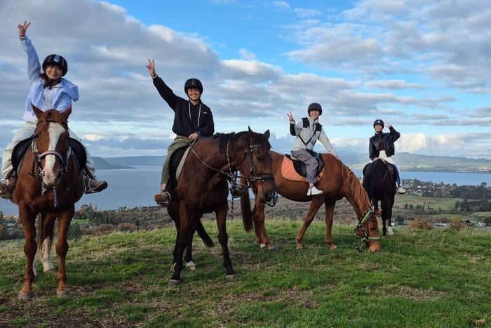 30 minute scenic horse trek