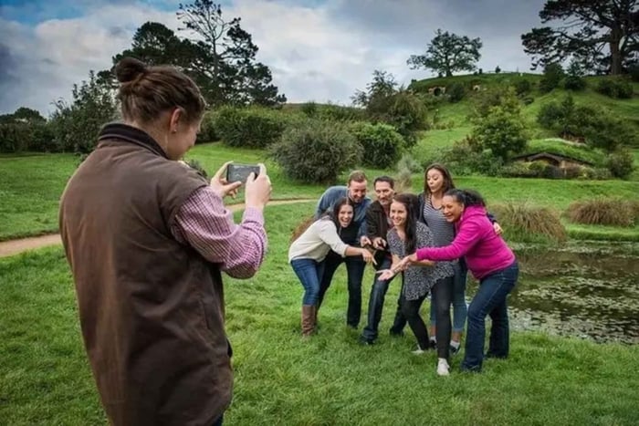 Private 3-Day; Hobbiton, Rotorua, Waitomo & Hamilton Gardens