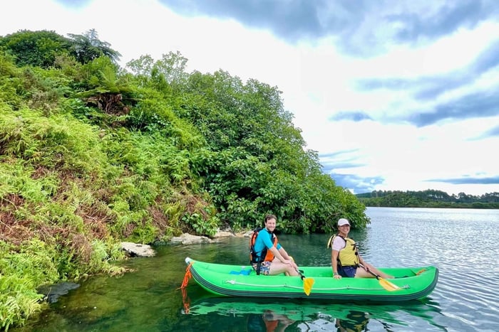 Rotorua: Secret adventure kayaking to natural hot springs