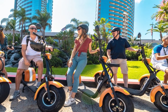 Coronado: GPS-vejledt scootertur og færge tur/retur