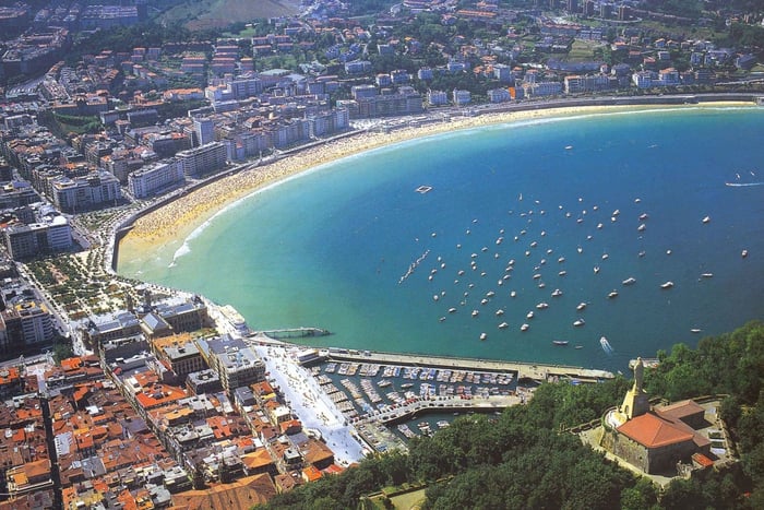 Bilbao: San Sebastian, Getaria ja Baskimaan maalaistalon kiertoajelu.