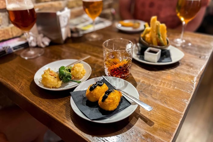 Pamplona: Pintxos Tasting Tour with Local Guide