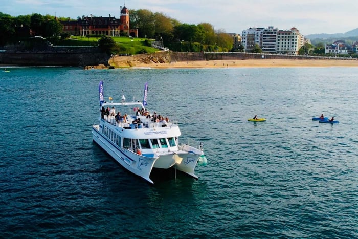 San Sebastian: Panoramic Catamaran Tour of the Bay and Coast
